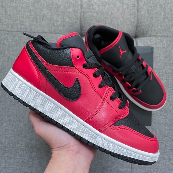 Jordan Shoes - ❤️🖤 Nike Air Jordan 1 retro low red black shoes